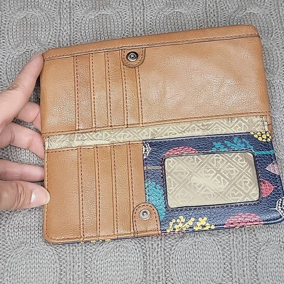 Relic Wallet - Picture 3 of 13